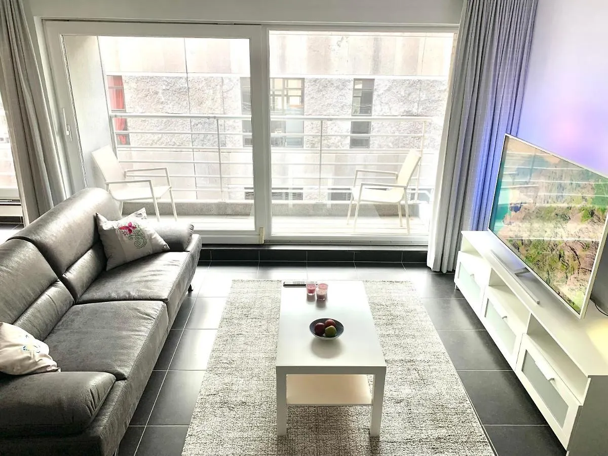 Appartement Vakantieappartement Emiel Centrum Oostende Met Garage
